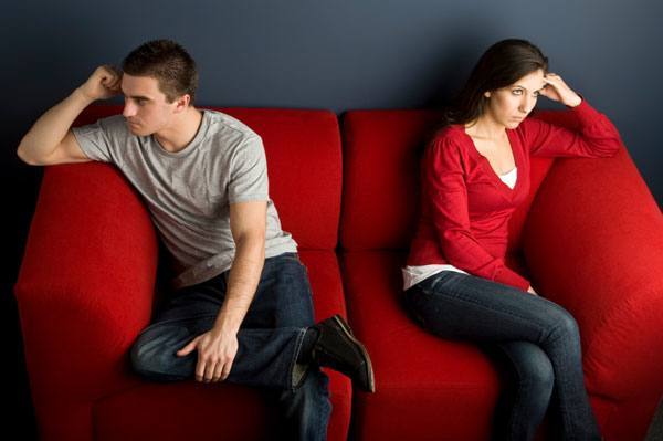 Resultado de imagen para pareja discutiendo